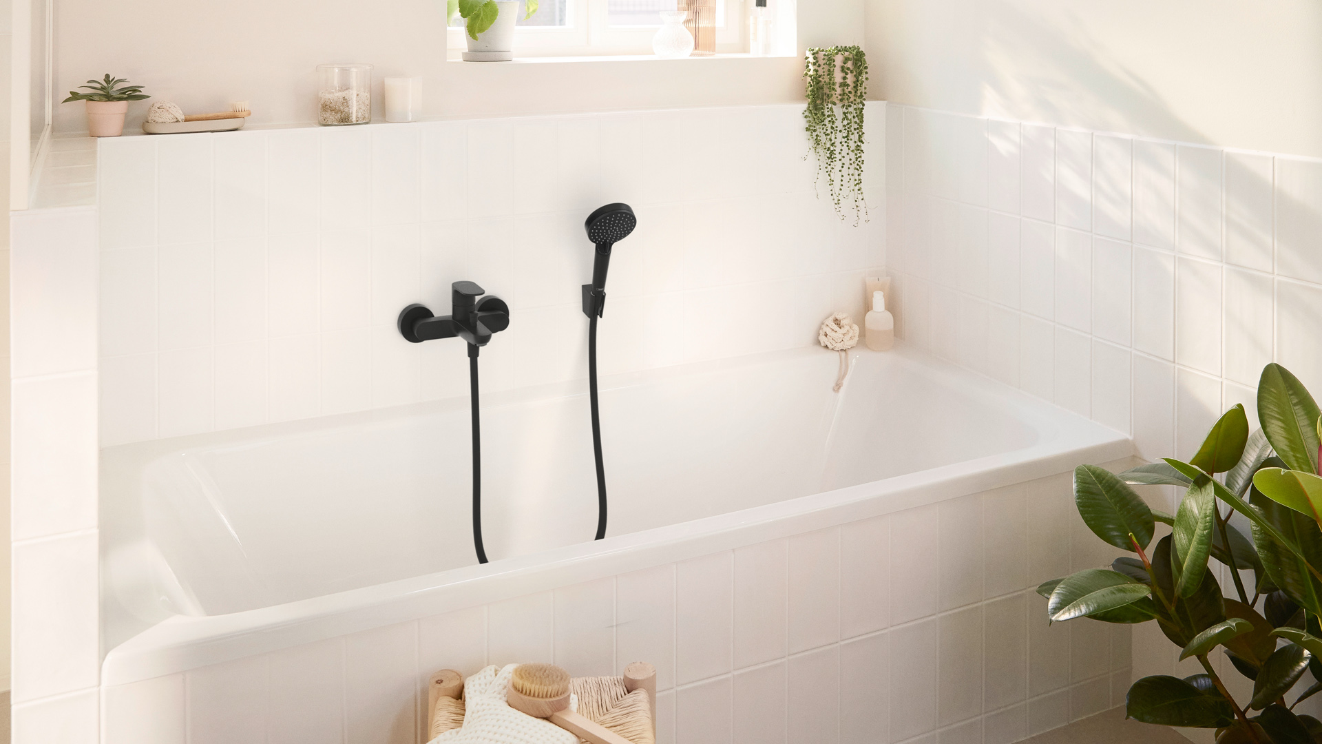 Rebris Faucets: Modern Design in Two Variants