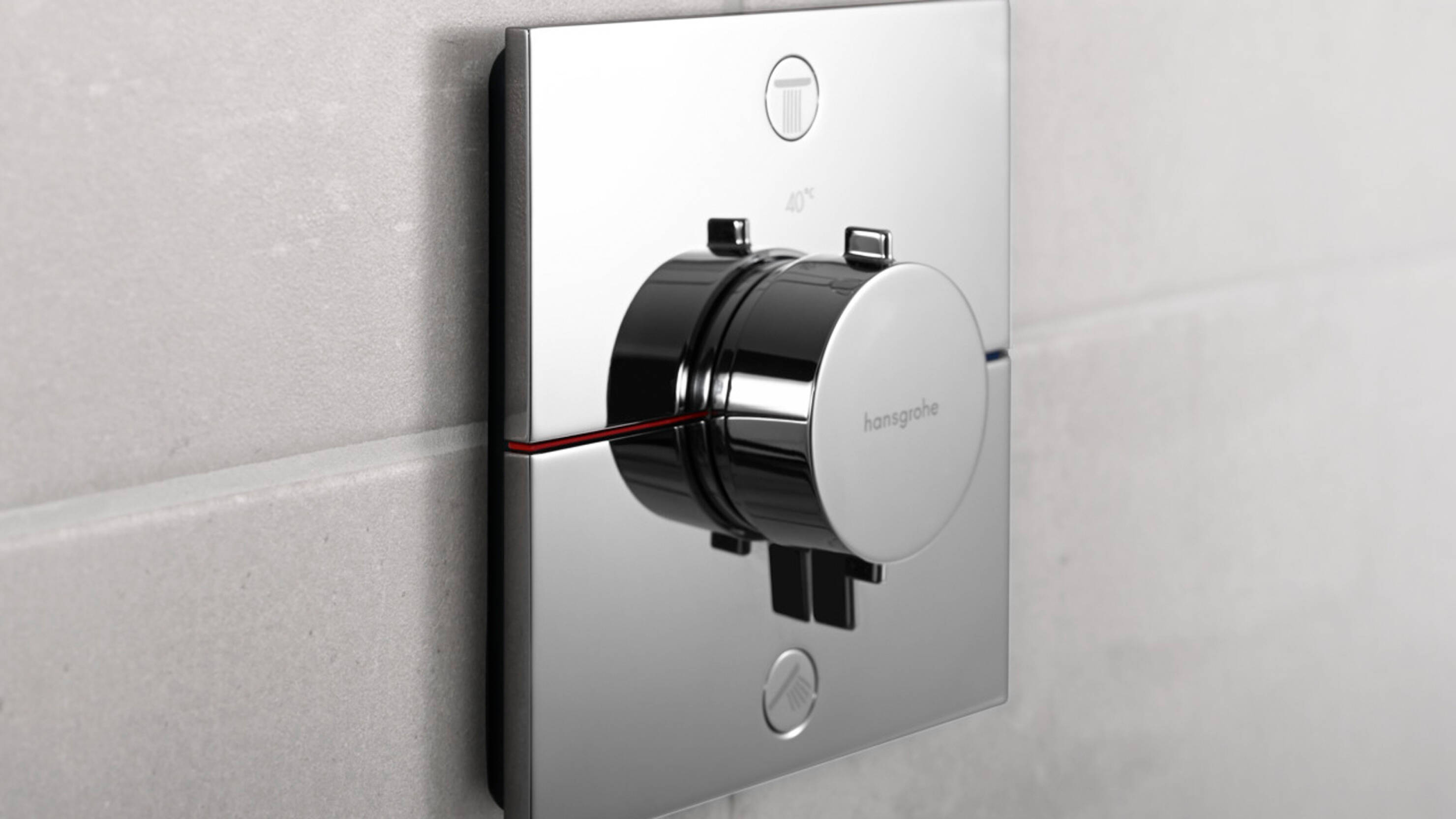  Thermostatique encastré au design plat hansgrohe.