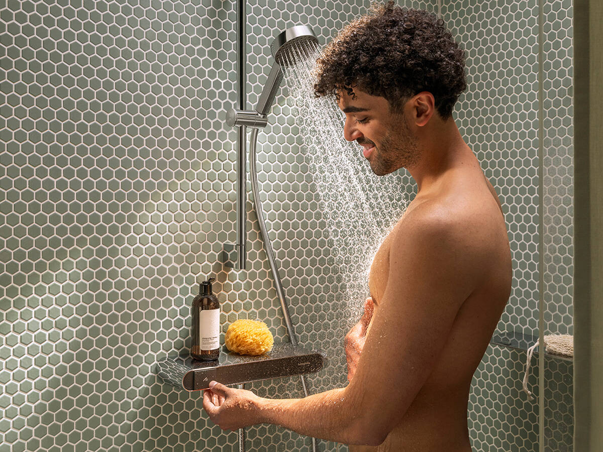 hansgrohe exposed thermostat with many features.