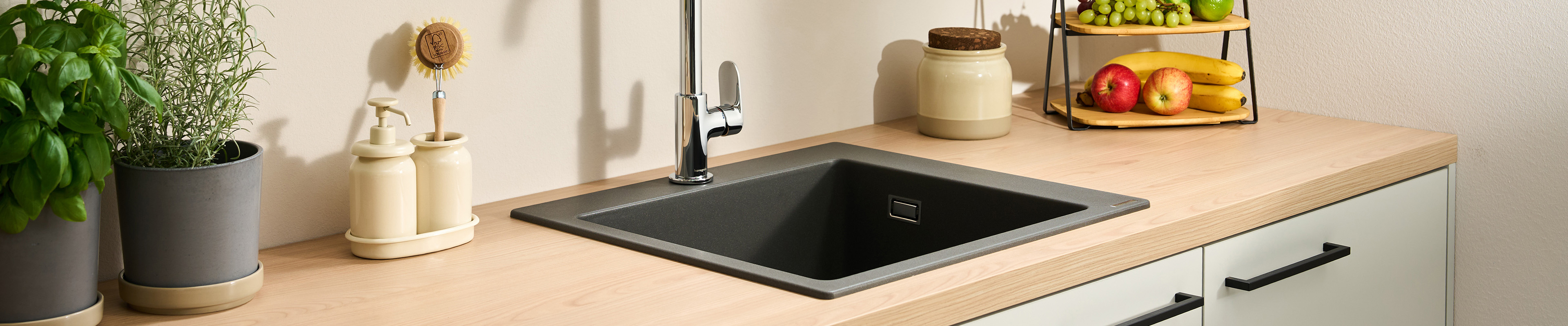 Küchenspülen von hansgrohe: perfekt in Design und Funktion.