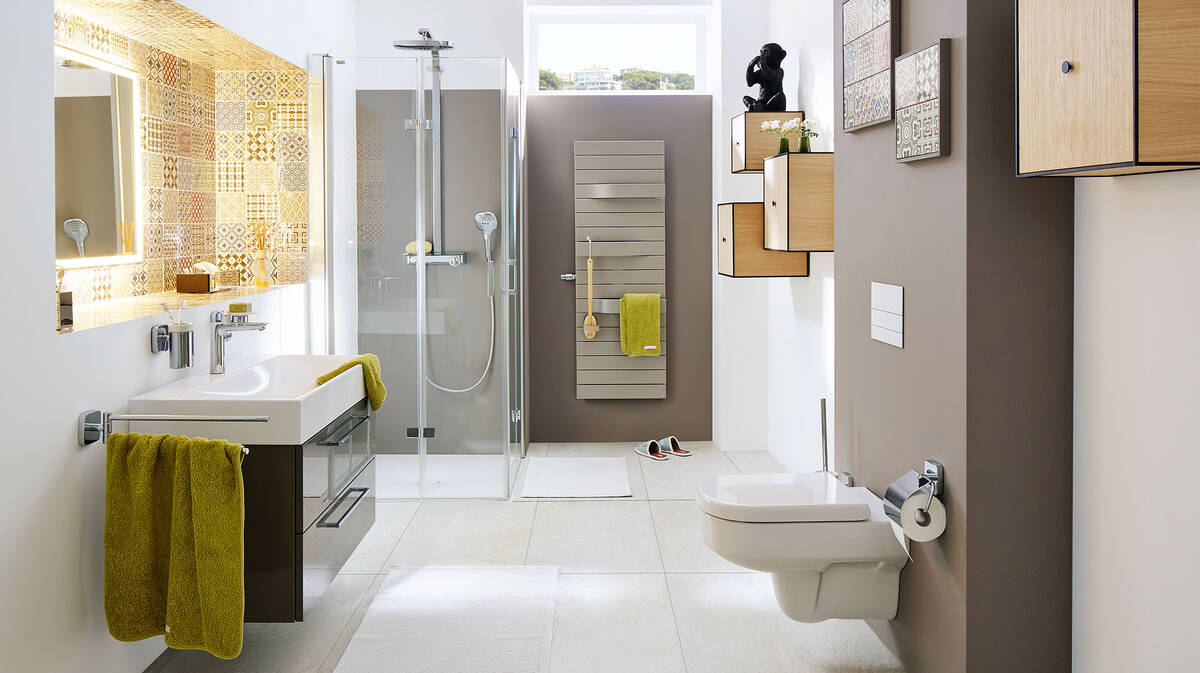 Custom-design a practical guest bathroom - ideas | hansgrohe INT