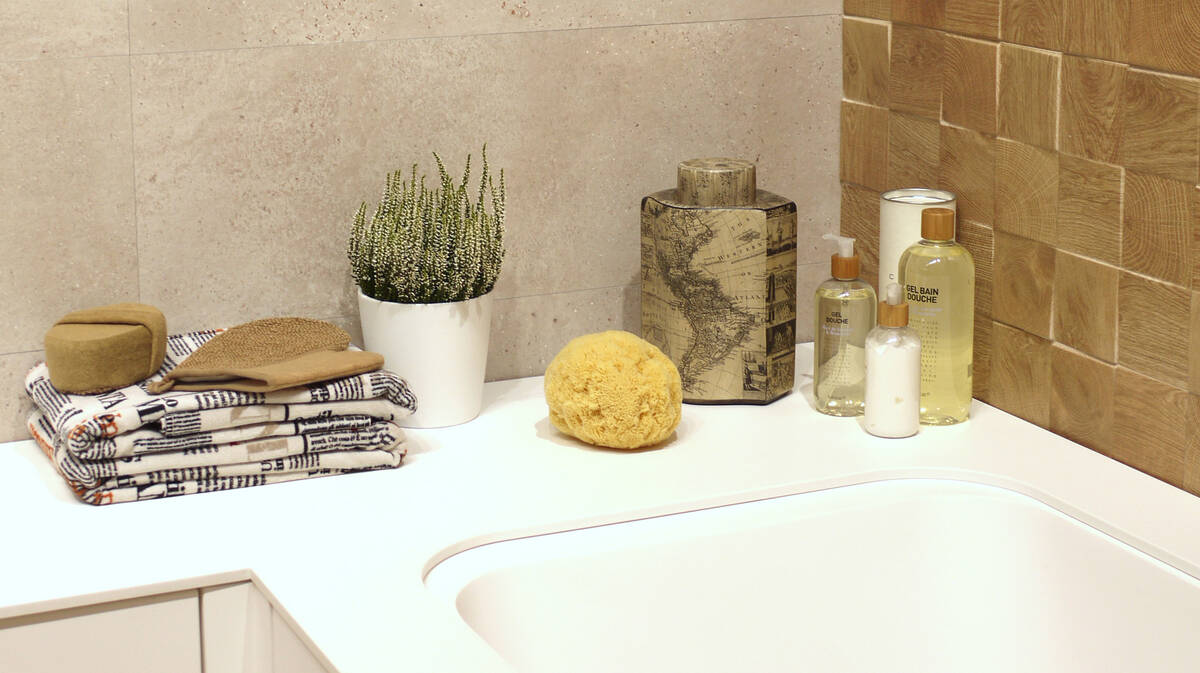 Stunning ideas for stylish bathroom accessories