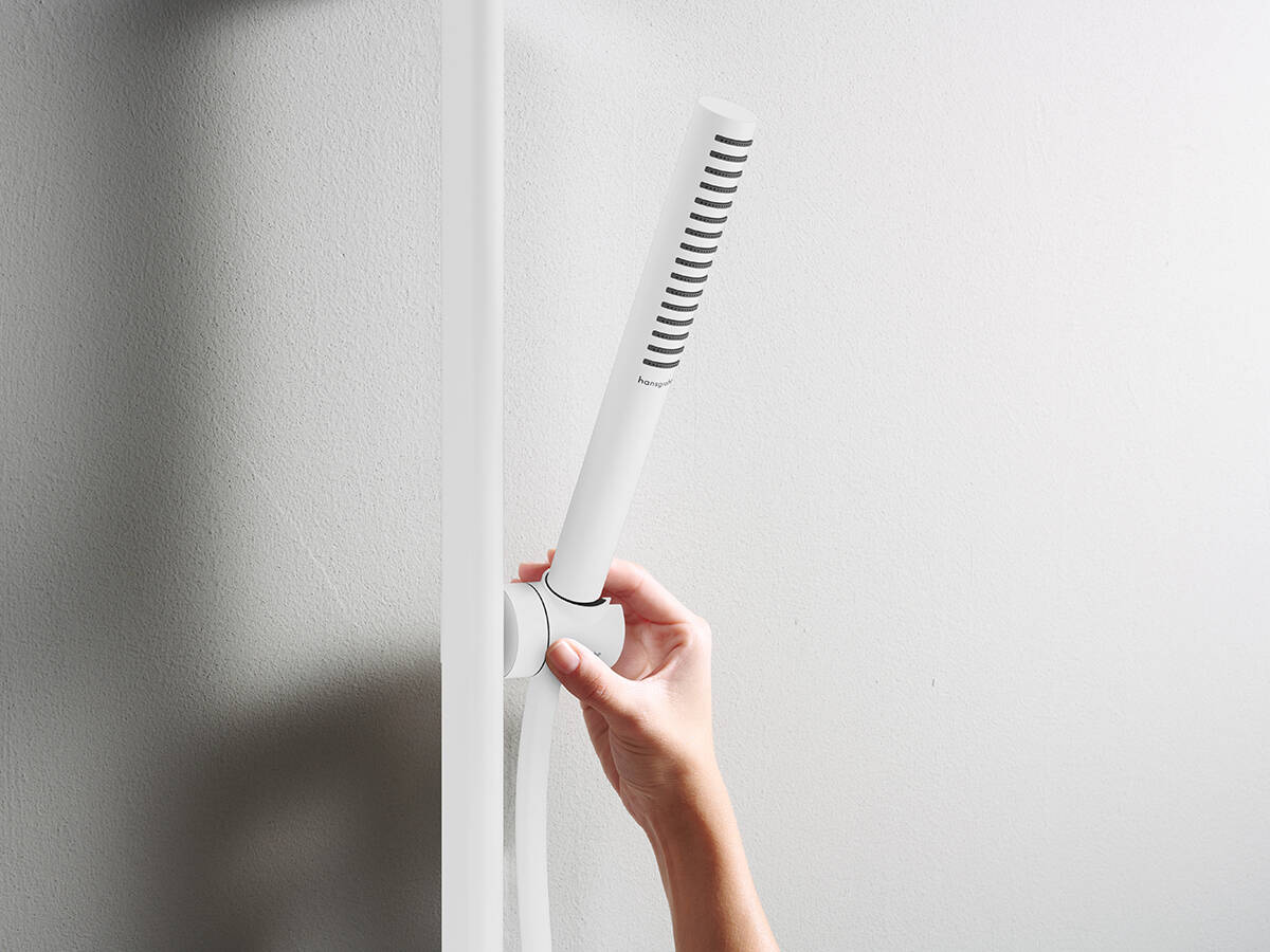 Height-adjustable Easy Slide shower support by hansgrohe.