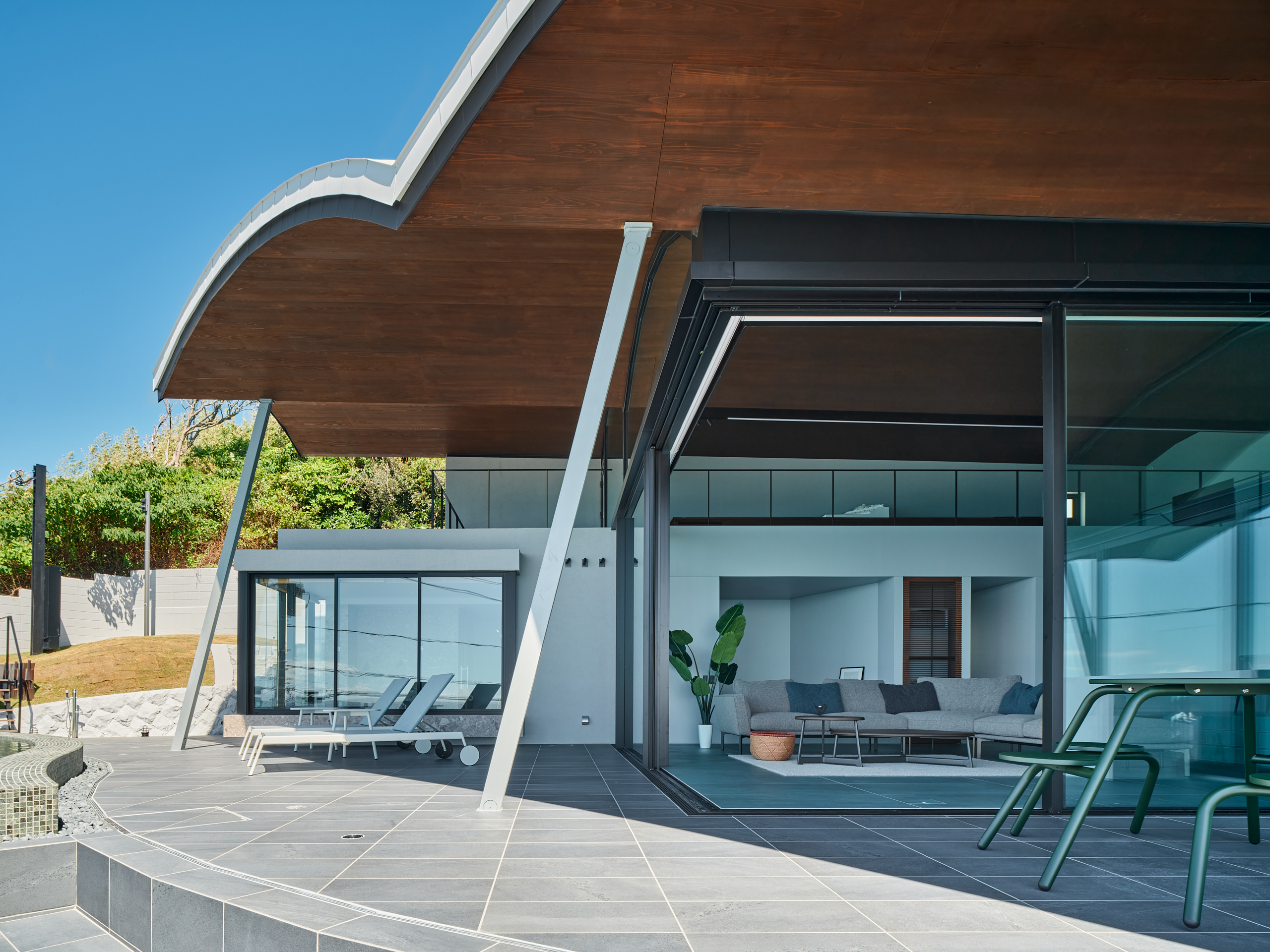 海を感じるリゾートヴィラ