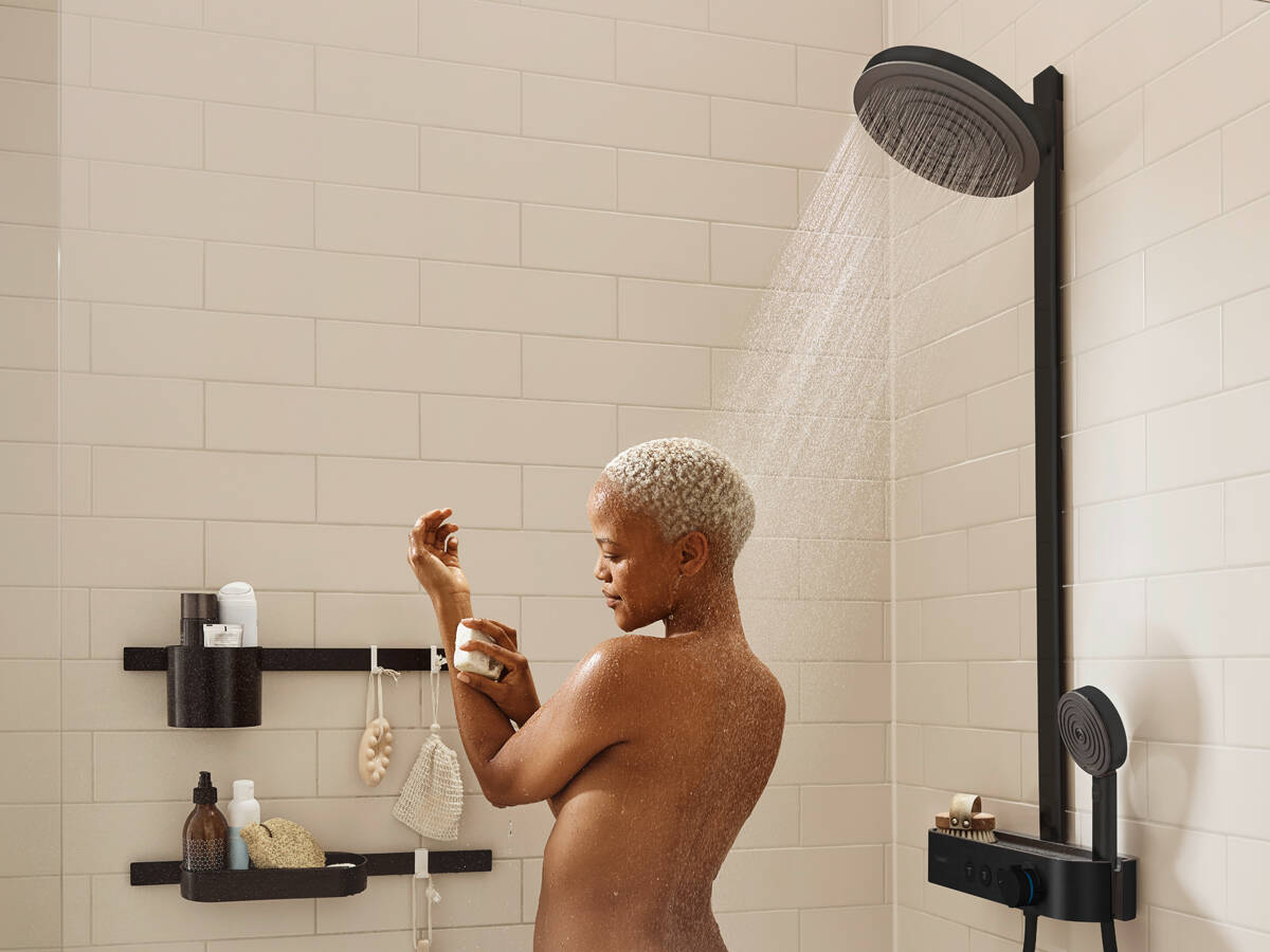 汉斯格雅的 WallStoris 维多适配件与 Pulsify 沛适飞花洒。