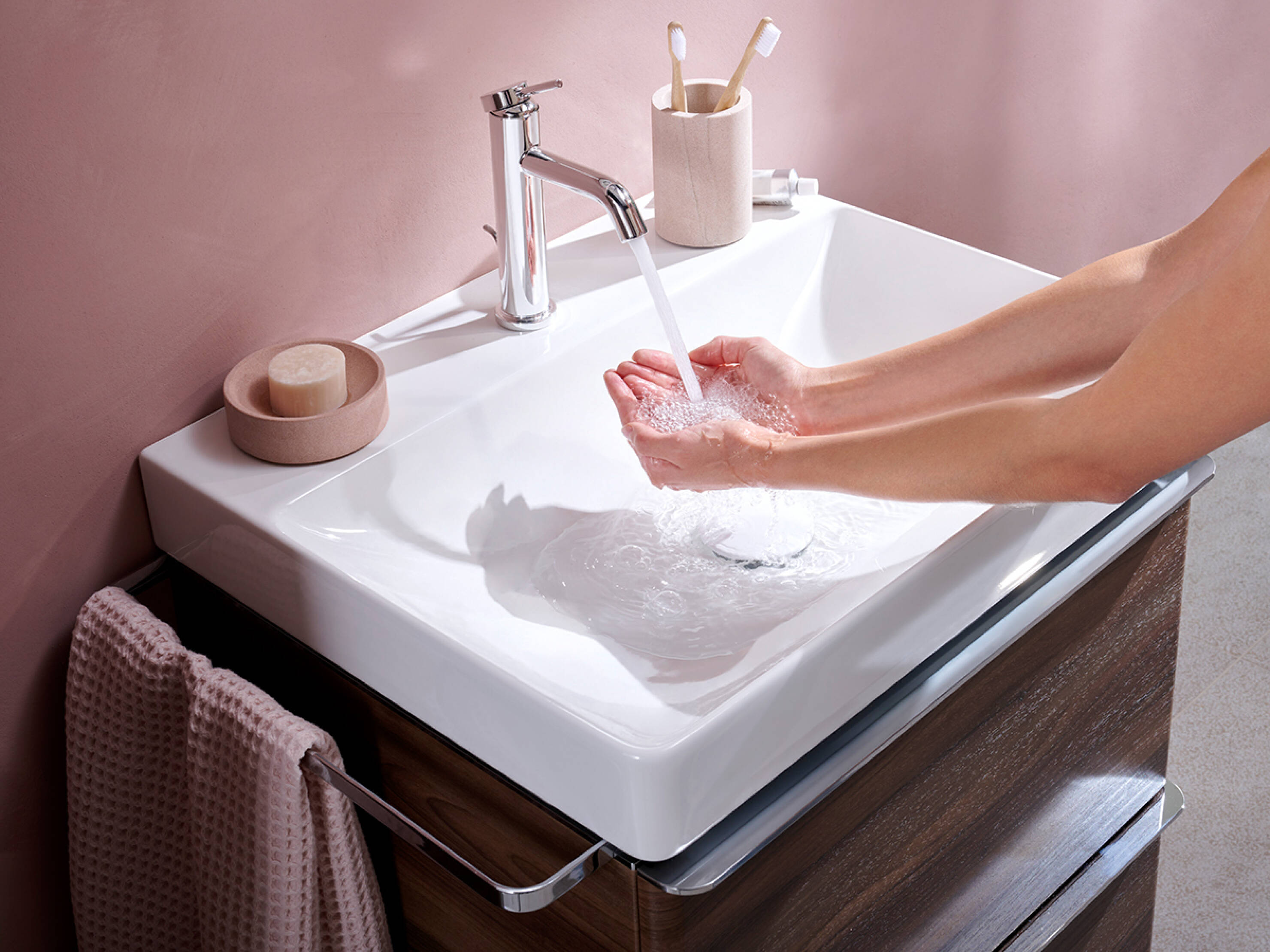 Find de optimale armaturer hos AXOR og hansgrohe.