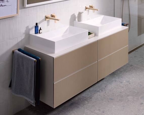 Bộ vòi bệ rửa Metropol âm tường màu đồng xước.