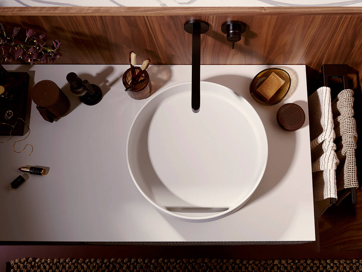 Mat hvid Xuniva Evo håndvask til bordplade fra hansgrohe.