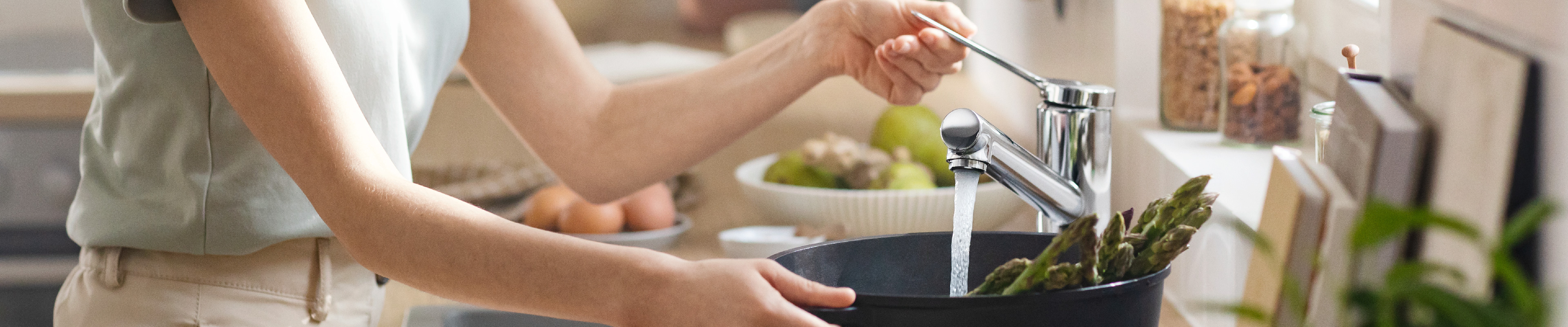 Tuotteita mukavaan keittiöön, jossa on hansgrohen muotoilua.