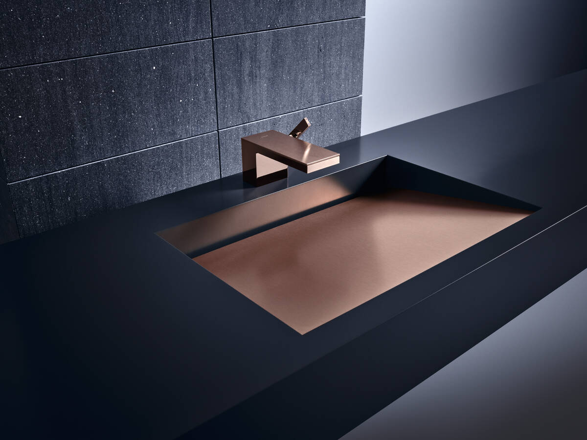 product.closeup.image.alt