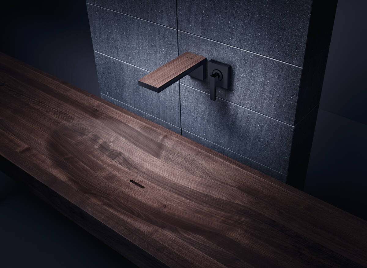 product.closeup.image.alt