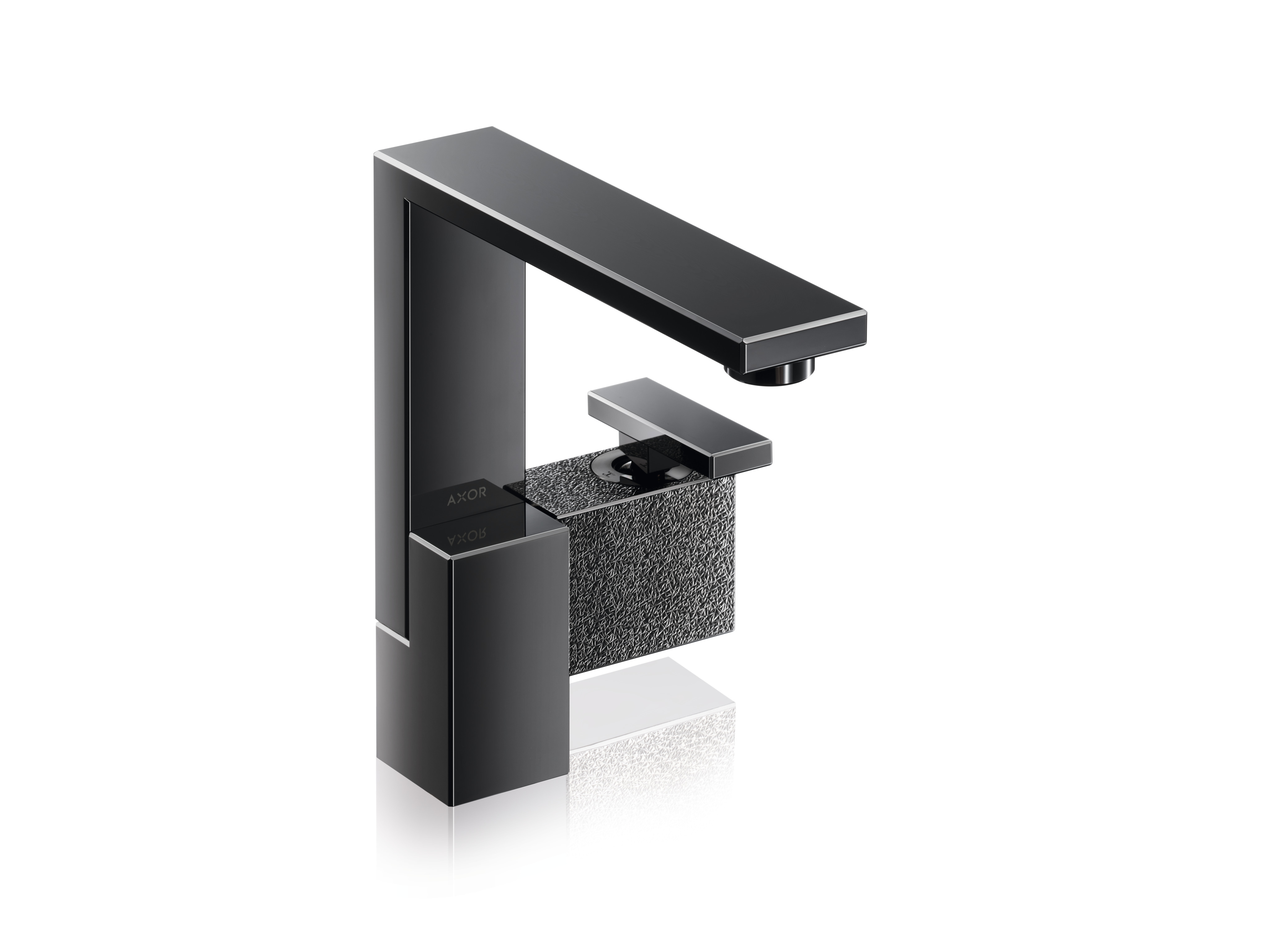 product.closeup.image.alt
