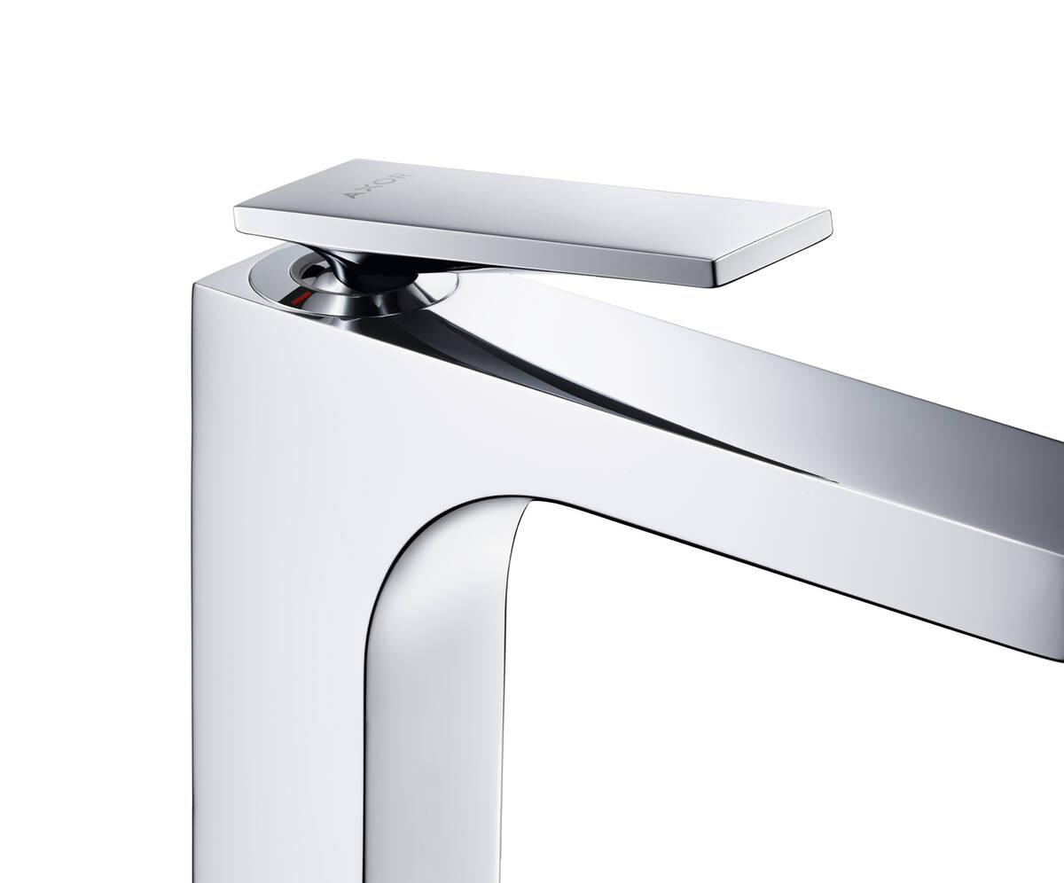 product.closeup.image.alt