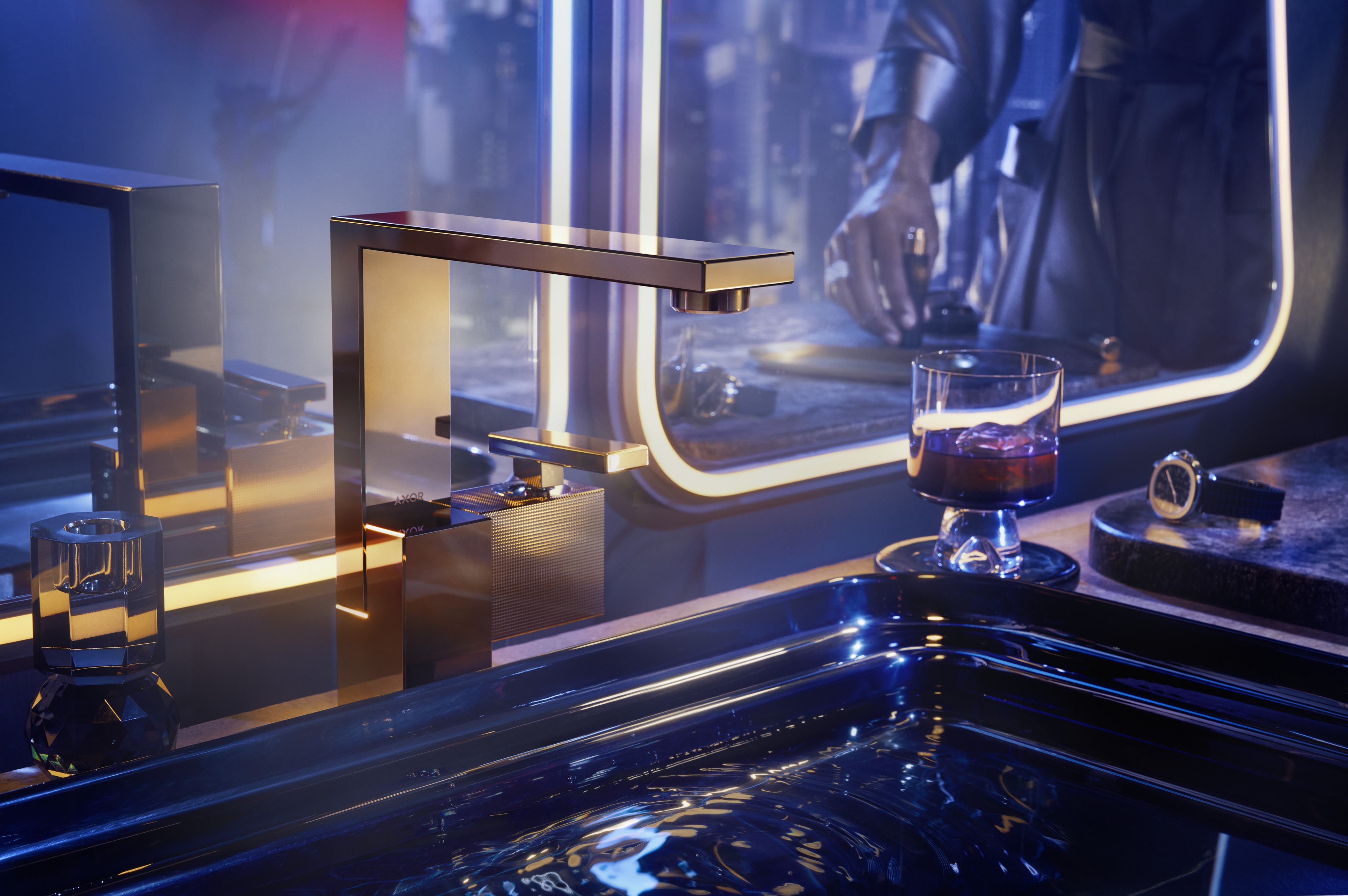 product.closeup.image.alt