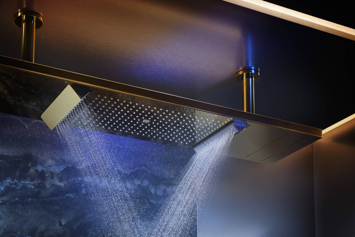 Close-Up: Extension set 230 mm for ceiling connector ShowerHeaven 1200/300 4jet 5