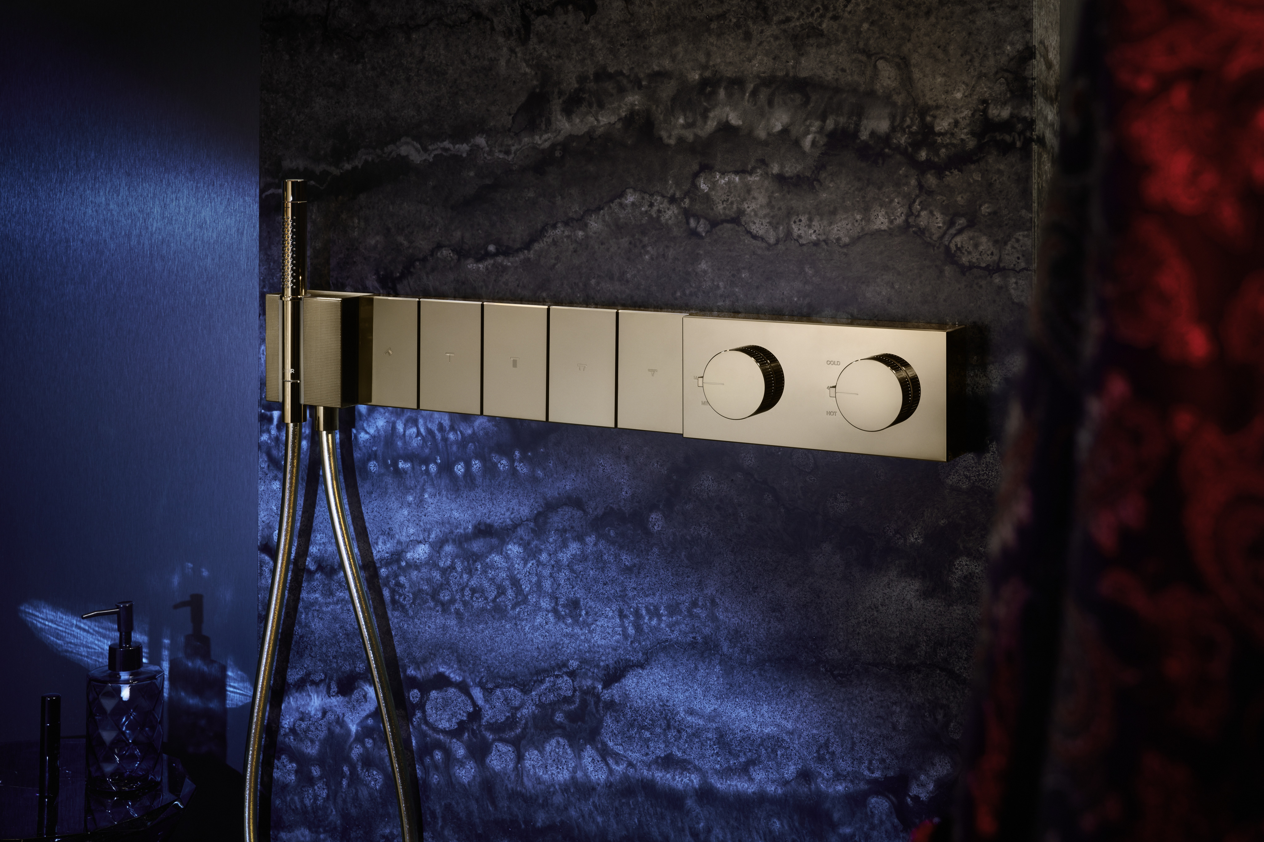 product.closeup.image.alt