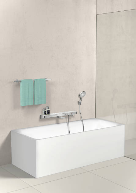 Lifestyle: Bath thermostat 700 for exposed installation 2