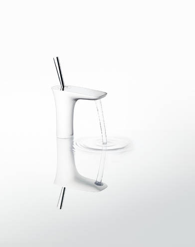 Close-up: Single lever basin mixer 110 with push-open waste set 1