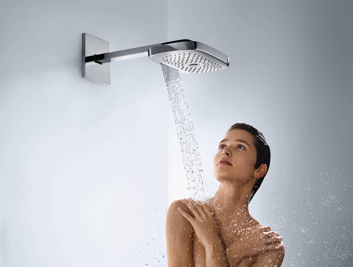 Lifestyle: Overhead shower 300 3jet with shower arm 1