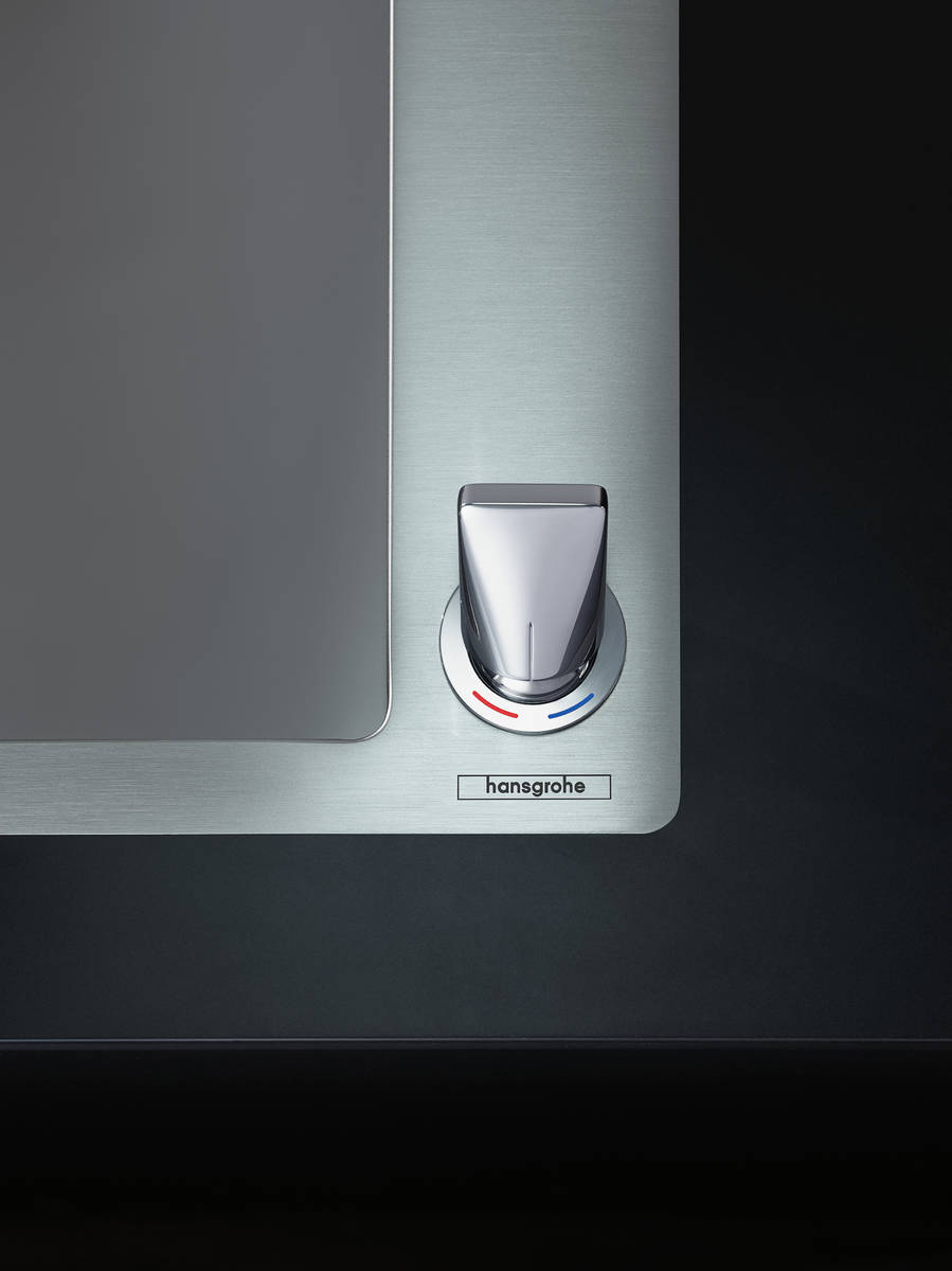 product.closeup.image.alt
