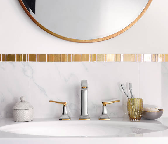 Close-up: Widespread Faucet 160 with Lever Handles and Pop-Up Drain 1.2 GPM