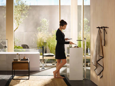 Lifestyle: Single lever bath mixer floor-standing with lever handle 2