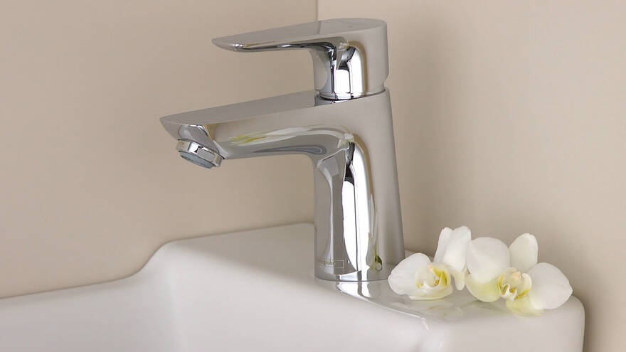 Közeli kép: Egykaros mosdócsaptelep 80 automata lefolyógarnitúrával 3