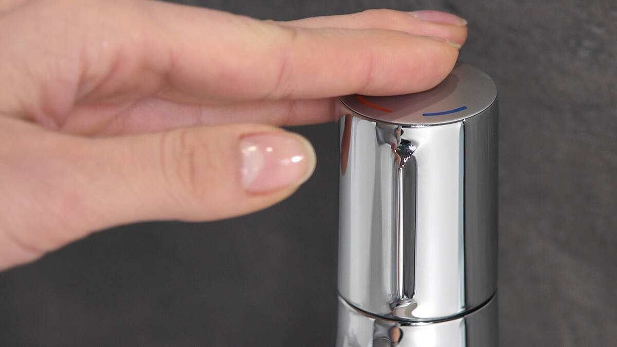product.closeup.image.alt