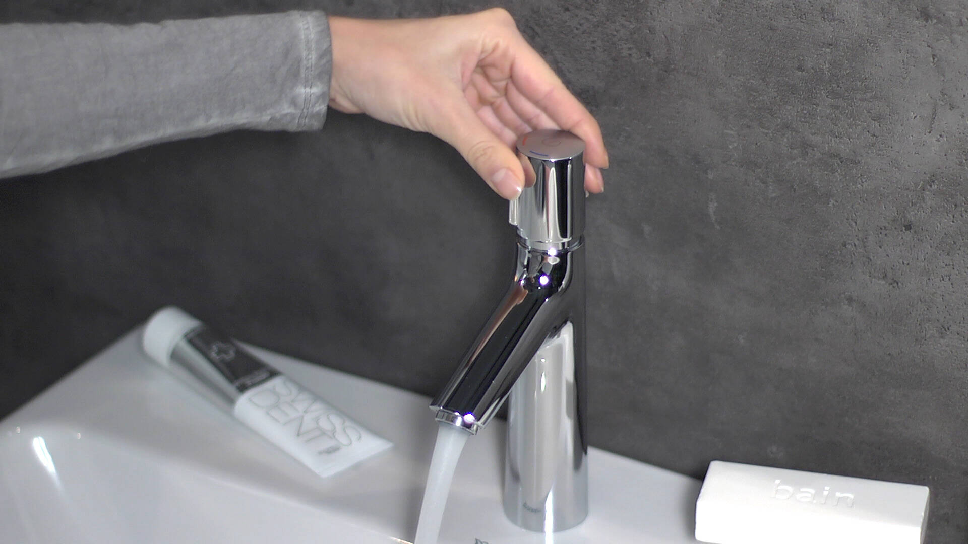 Fermer : Mitigeur de lavabo 100  avec tirette et vidage