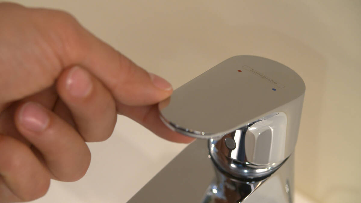 product.closeup.image.alt
