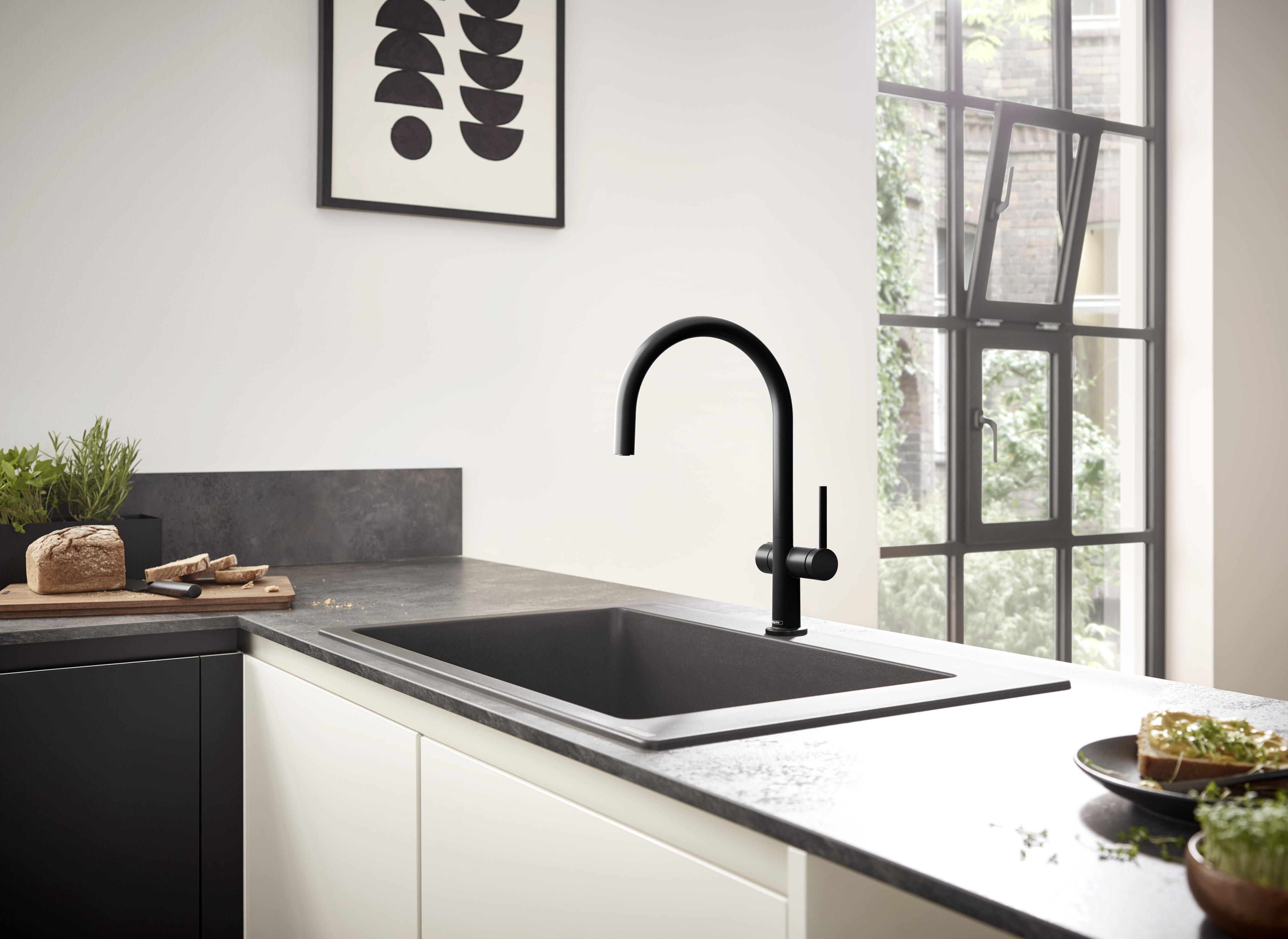 Close-up: Single lever kitchen mixer 220  device shut-off valve