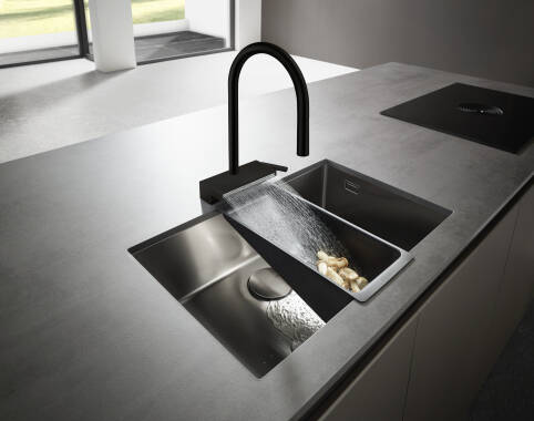Ambience: HighArc Kitchen Faucet  3-Spray Pull-Down