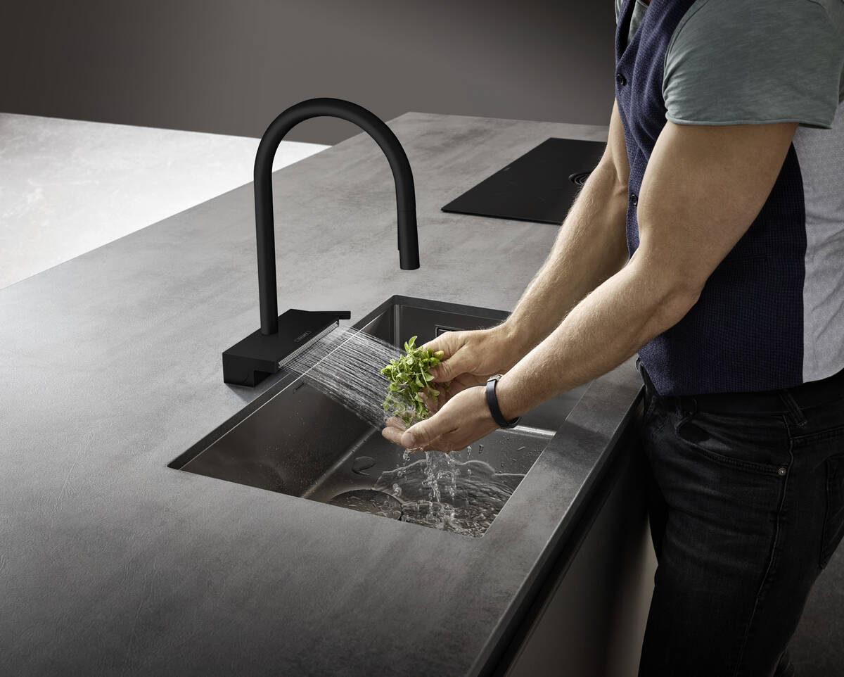 hansgrohe Kitchen faucets: Aquno Select, HighArc Kitchen Faucet, 3-Spray  Pull-Down, 1.75 GPM, Art. no. 73837001 | hansgrohe USA