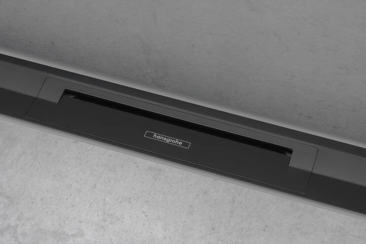 Primer plano: Desagüe lineal de ducha 1000 recortable para instalación mural 1