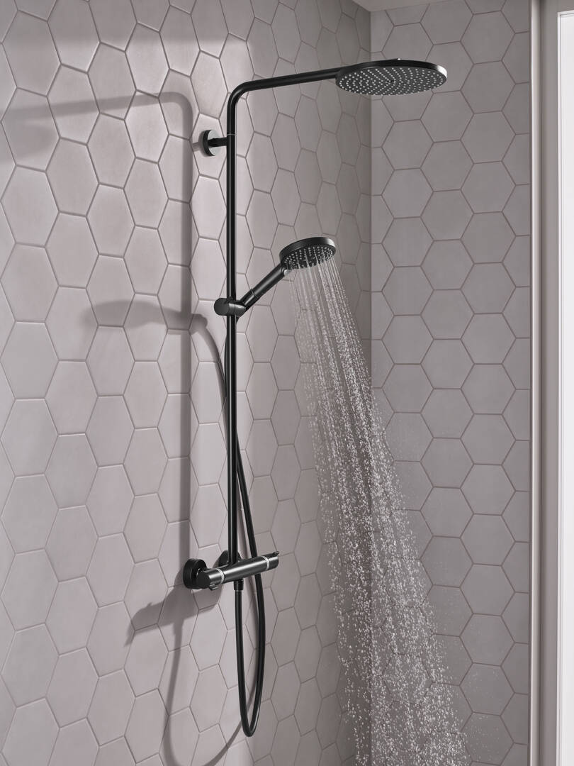 Close-up: Showerpipe 240 1jet PowderRain met thermostaat 2