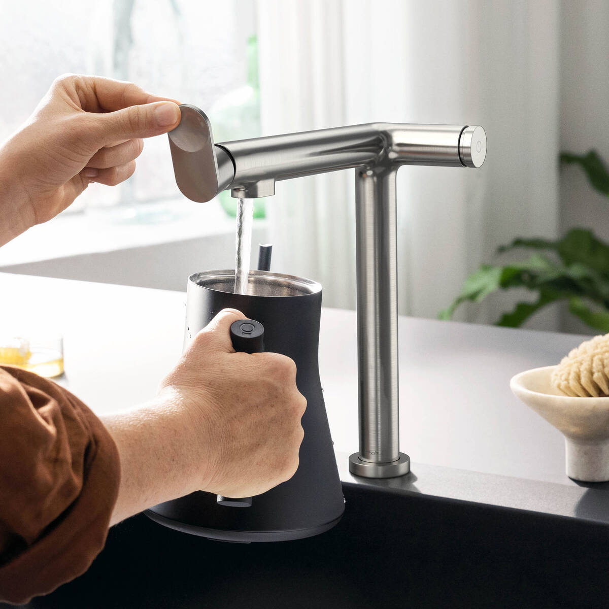 product.closeup.image.alt