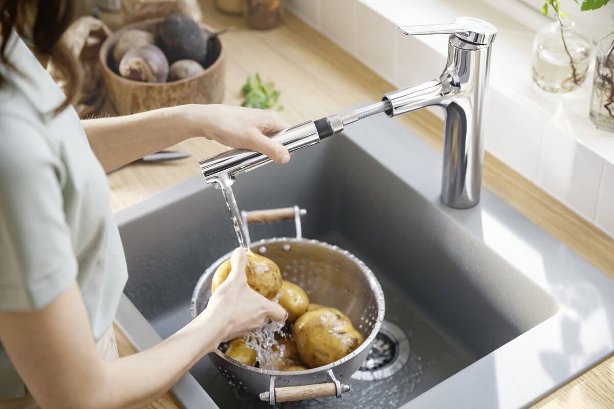hansgrohe Смесители для кухни: Zesis M33, Кухонный смеситель ...