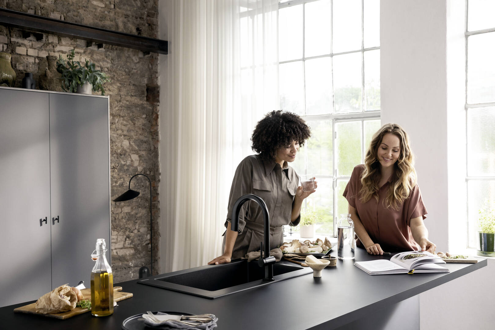 Close-up: FilterSystem 210  pull-out spout