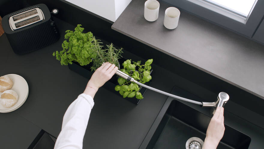 Close-up: 1-grepps köksblandare 150  med utdragbar dusch