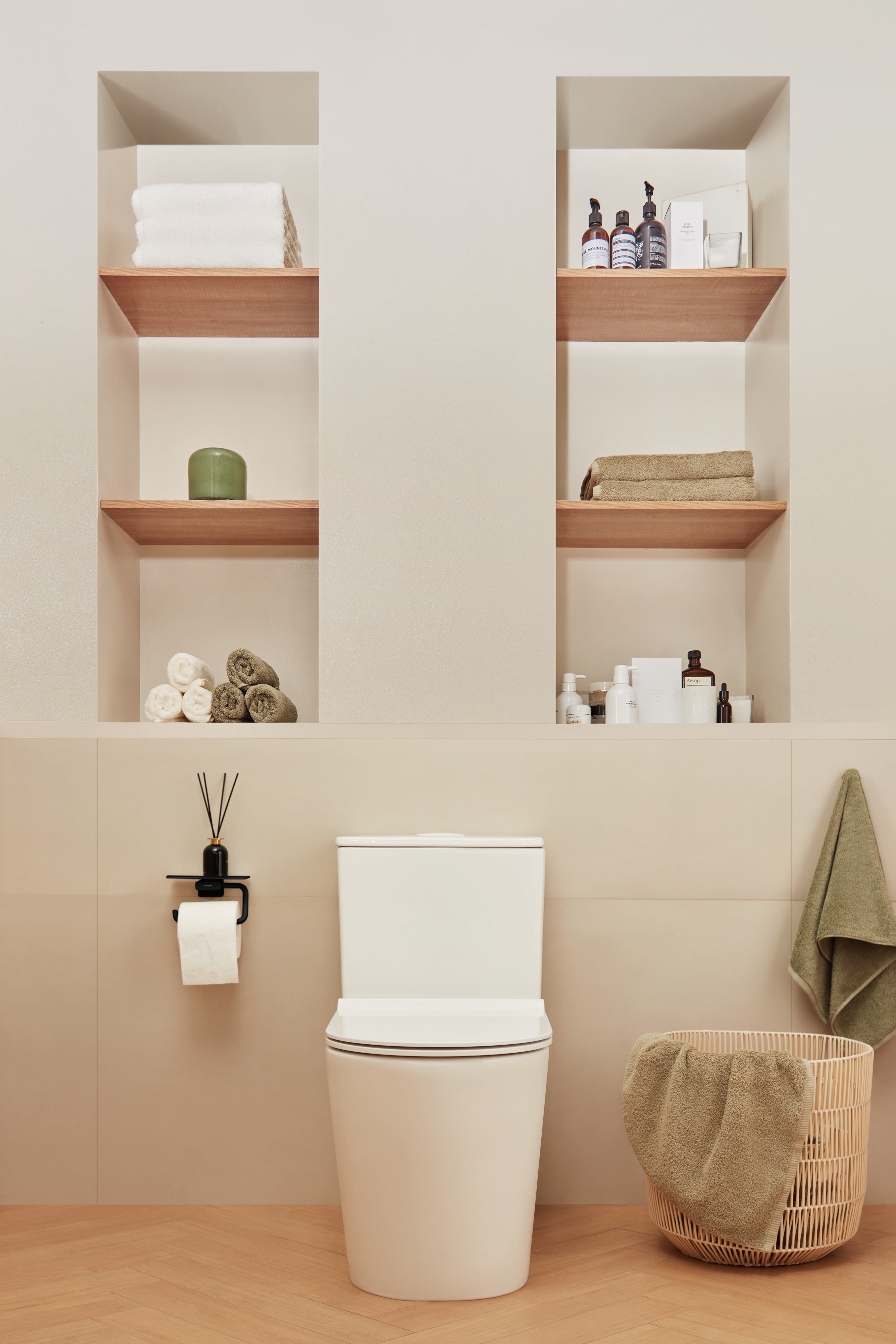 放大: WC seat and cover sandwich and removable with SoftClose 4