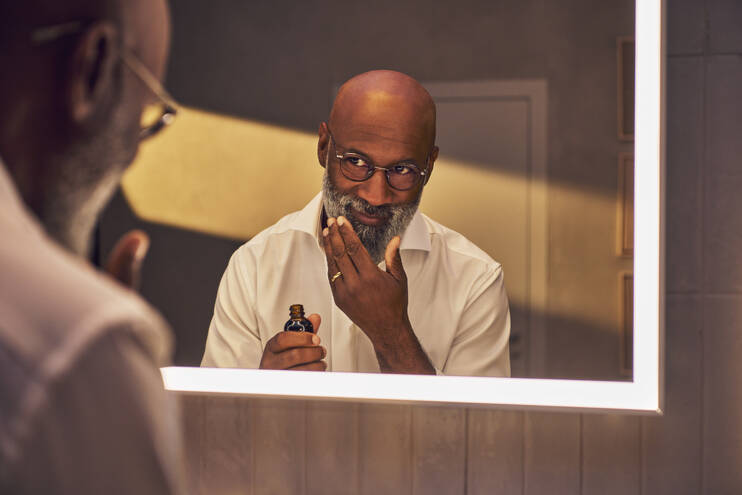 Close-Up: Spiegel mit LED-Beleuchtung 1600/50 kapazitiver Berührungssensor 4