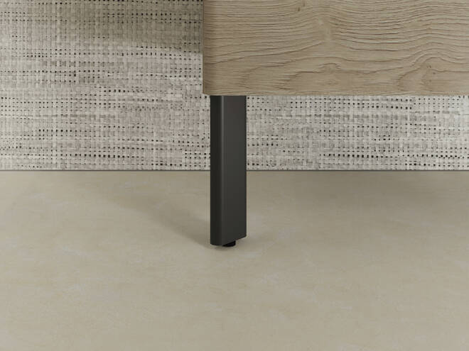 Close-up: Furniture feet 175/60  2 pieces