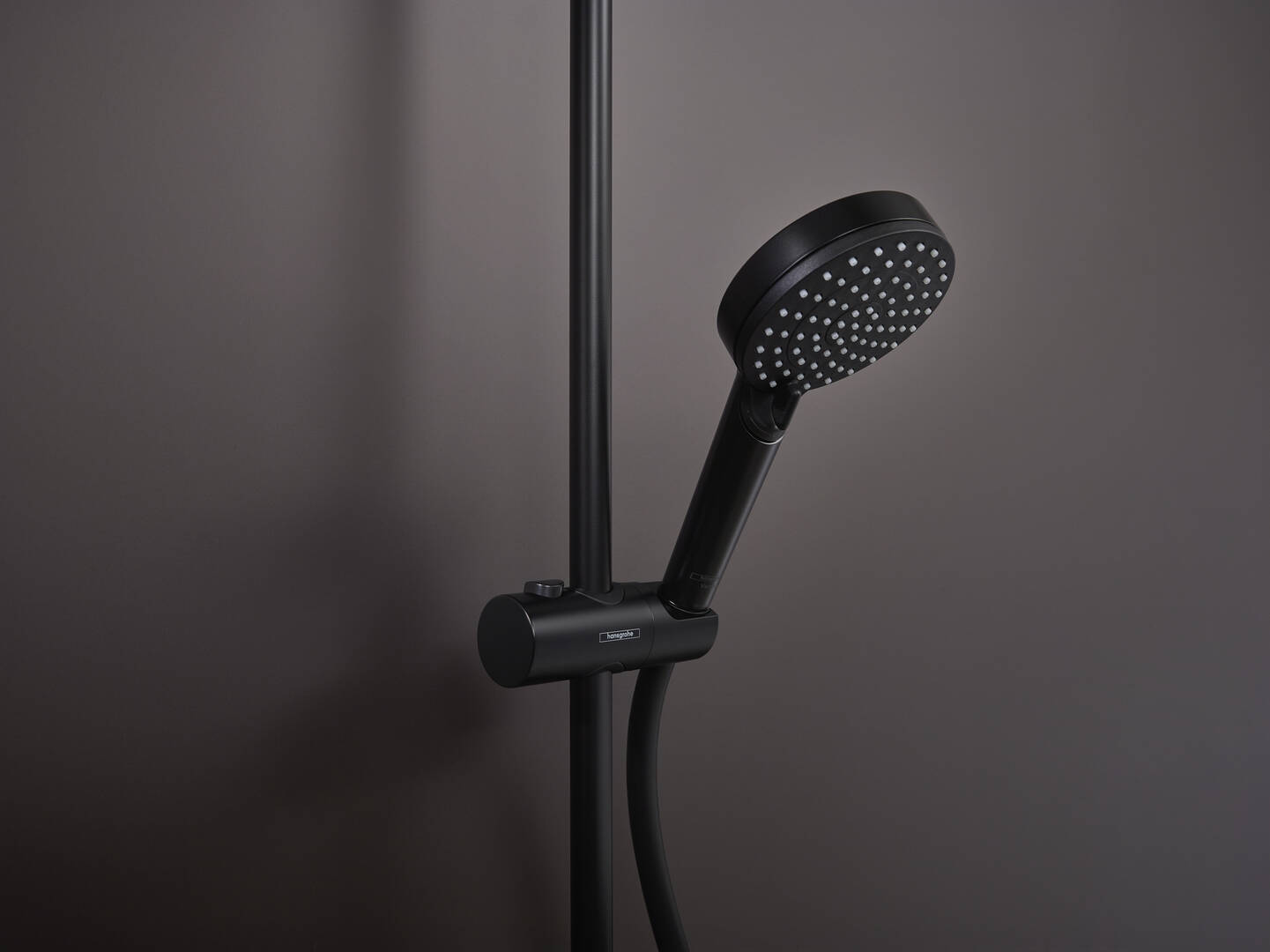 hansgrohe Showerpipes: Vernis Shape, 1 type de jet, N° article 26286670