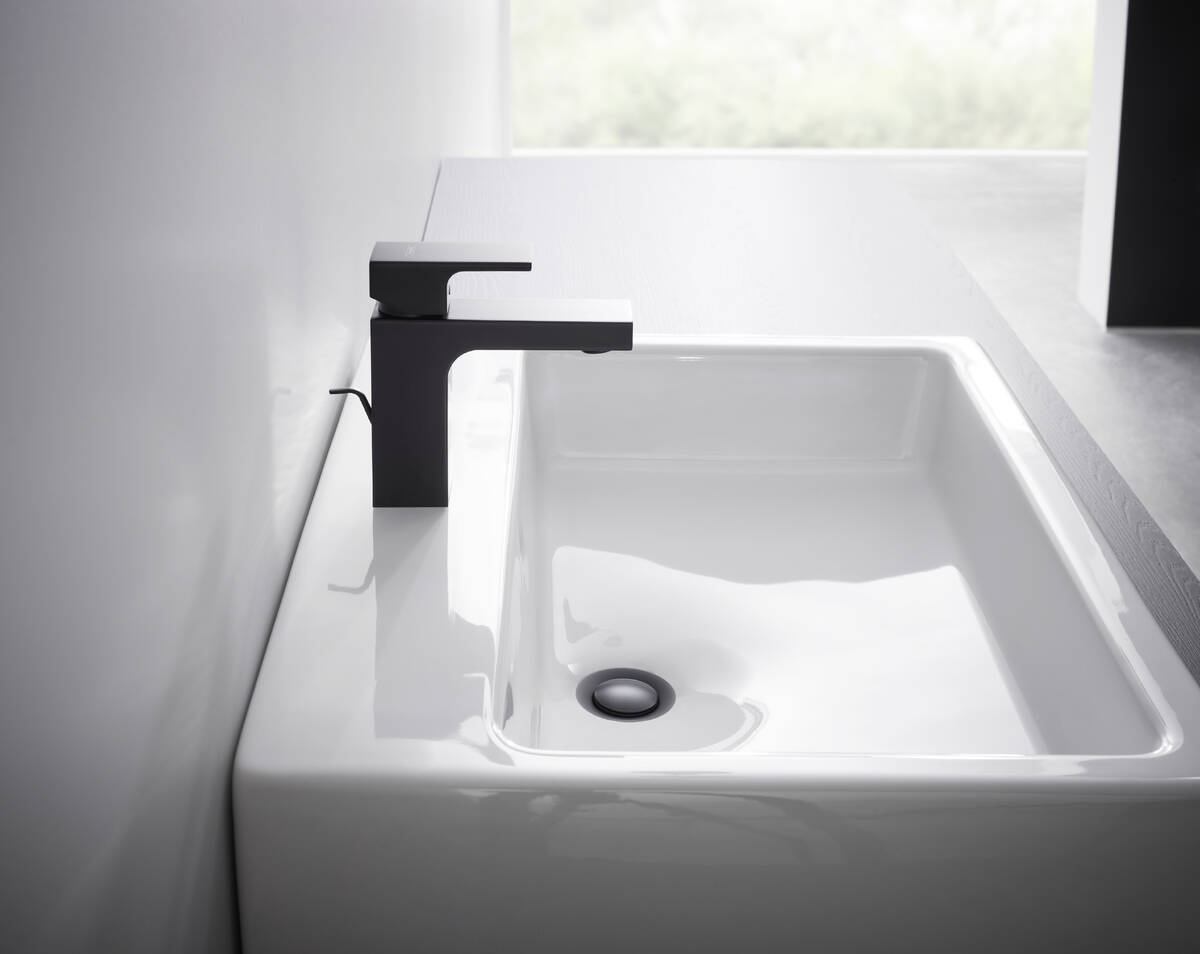 product.closeup.image.alt