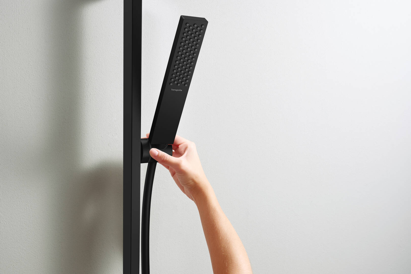 Close-up: suihkusetti 100 1jet EcoSmart+ tanko 90 cm 1