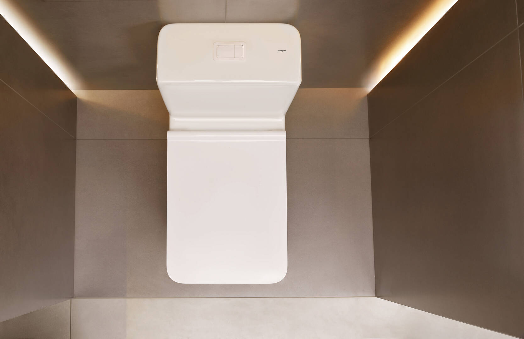 放大: Floorstanding WC one piece with vertical outlet 305 rimless 2