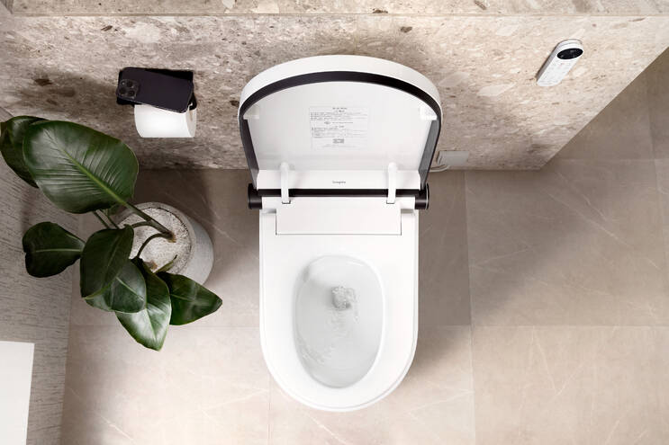 放大: Floorstanding Shower Toilet B 305 3
