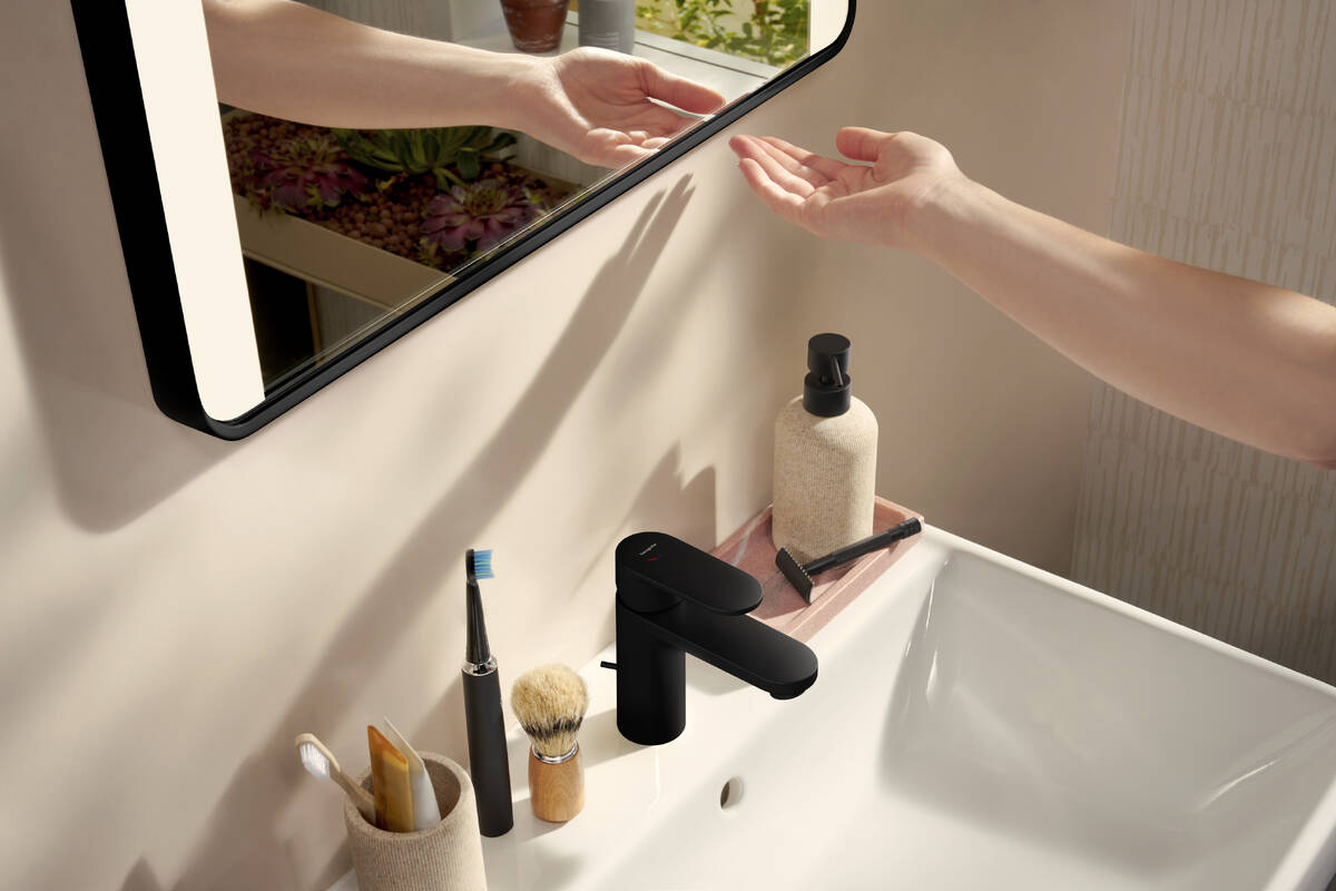 product.closeup.image.alt