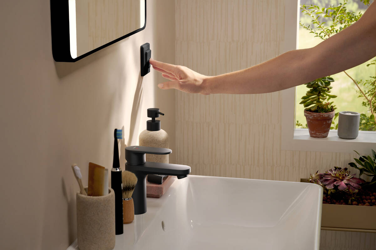 product.closeup.image.alt