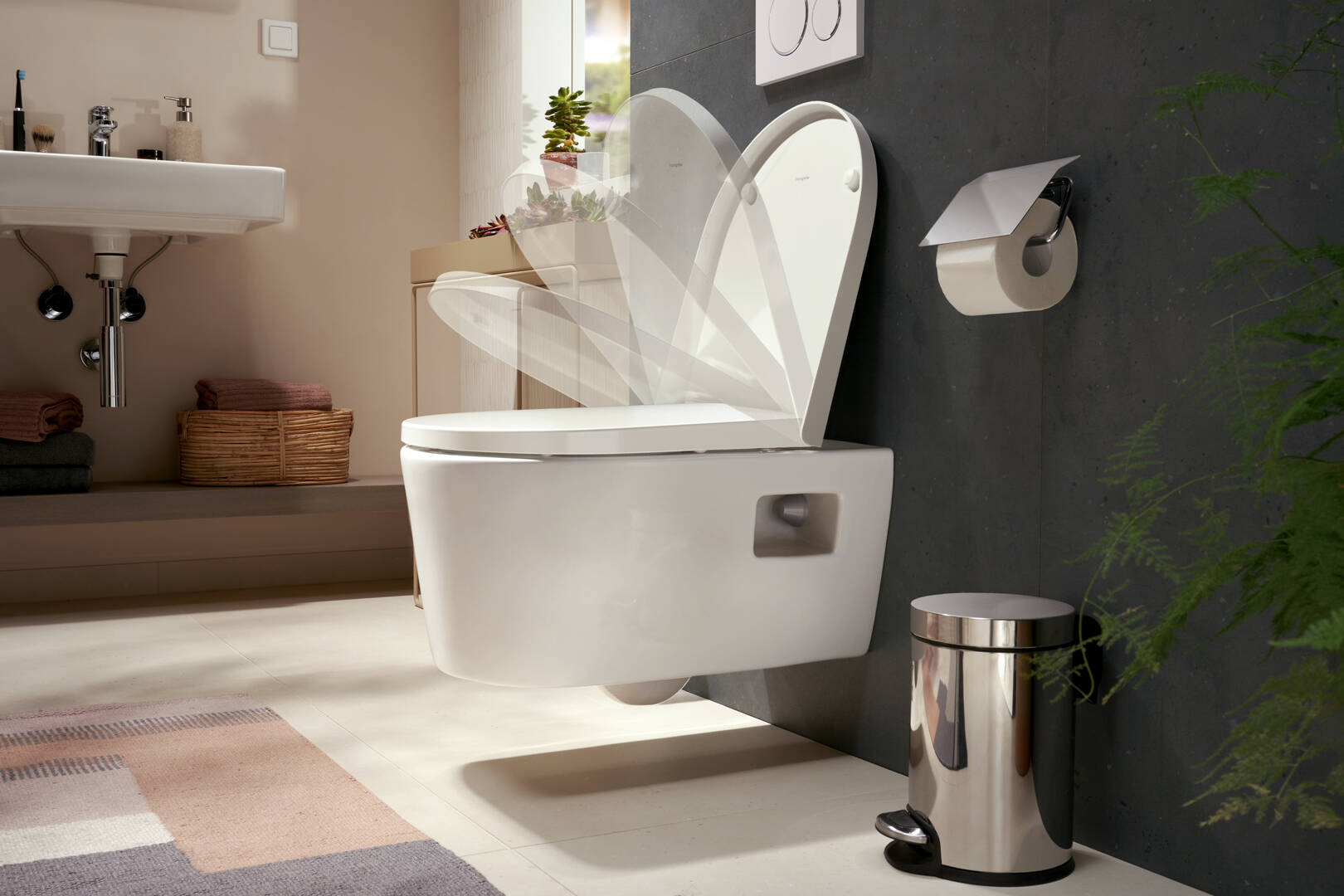 Primer plano: Portarrollos con tapa 13